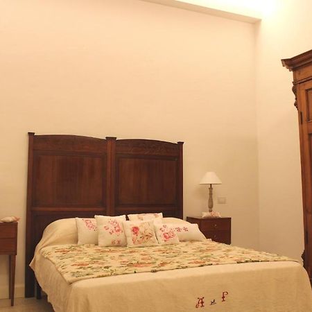 Maree Hotel La Spezia Szoba fotó