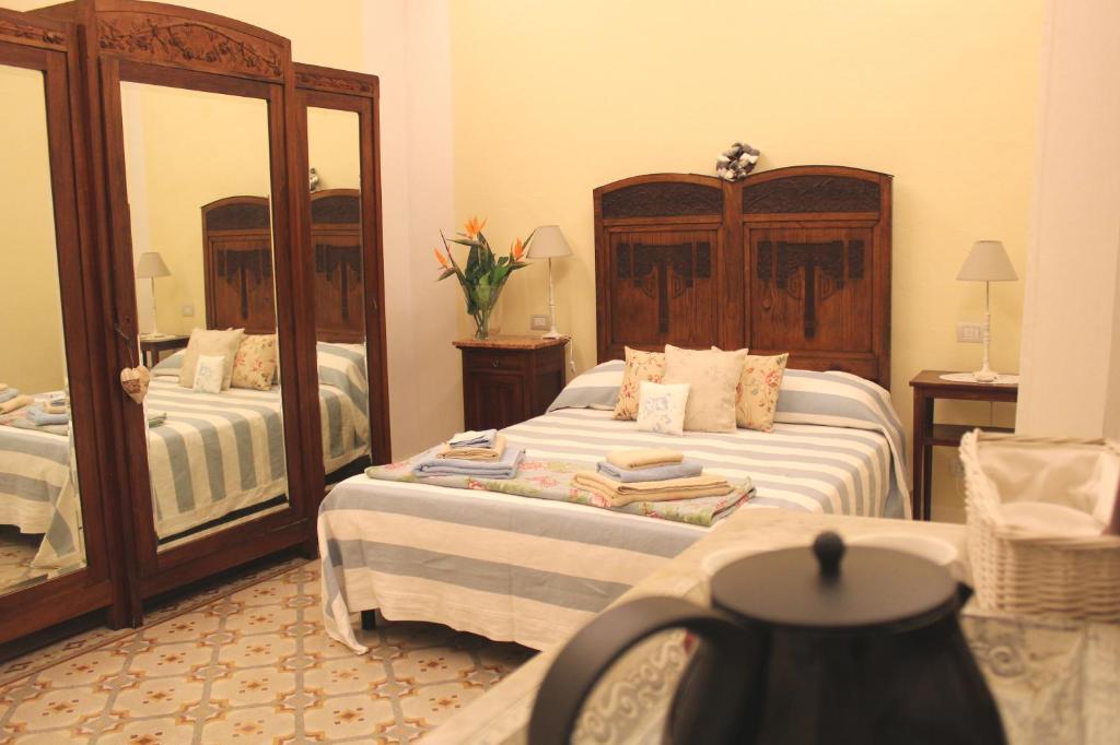Maree Hotel La Spezia Szoba fotó